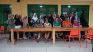 Read more about the article FIK UMMAT bersama UKM Melakukan Visi Kemanusiaan di Yayasan Peduli Anak NTB