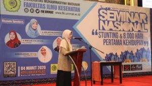 Read more about the article Bunda Niken sebagai Pemateri dalam Seminar Nasional Stunting dan 8000 Hari Pertama Kehidupan oleh FIK UMMAT