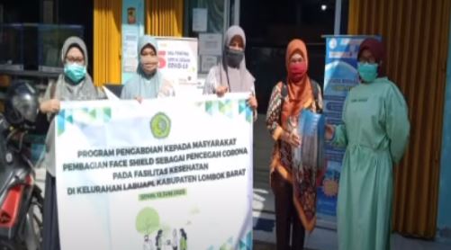 You are currently viewing Pembagian Face Shield (APD) ke Puskesmas di Lombok Barat oleh Dosen Prodi Farmasi FIK UMMAT