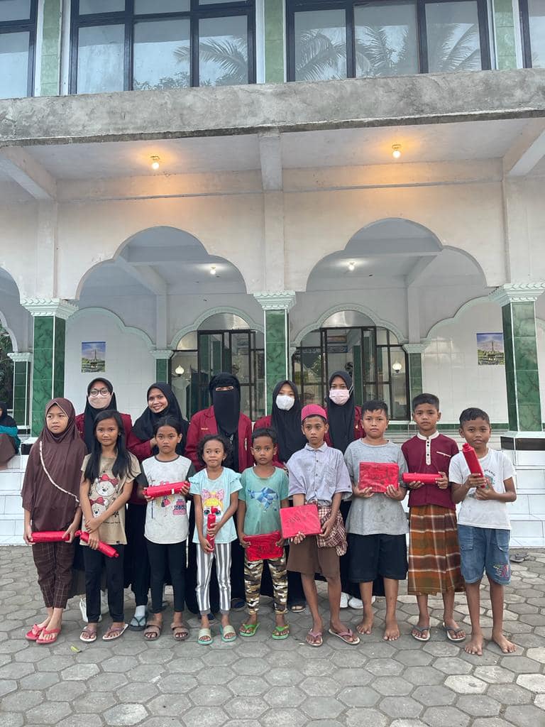 Read more about the article IMM Ibnu Sina FIK UMMAT Melakukan Pengabdian Masyarakat di Lombok Barat