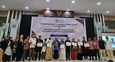 Dosen Kebidanan FIK UMMAT MENGGUNCANG Kancah Internasional! Ibu Aulia Amini Masuk Top 10 Penulis Artikel Ilmiah Terbaik
